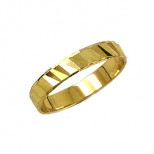 Snubn&iacute; prsten s prolamovanou rytinou