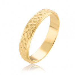 Snubní prsten s rytinou po celém povrchu